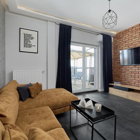 Stylish Kosciuszki Apartaments Near The Market Square With Free Garage Wroclaw By Noclegi Renters Exterior photo