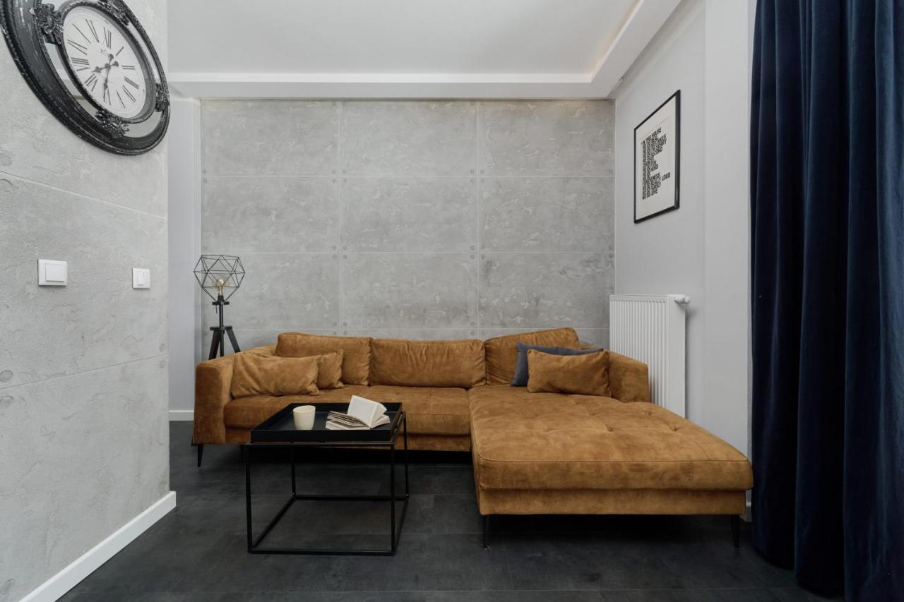 Stylish Kosciuszki Apartaments Near The Market Square With Free Garage Wroclaw By Noclegi Renters Exterior photo