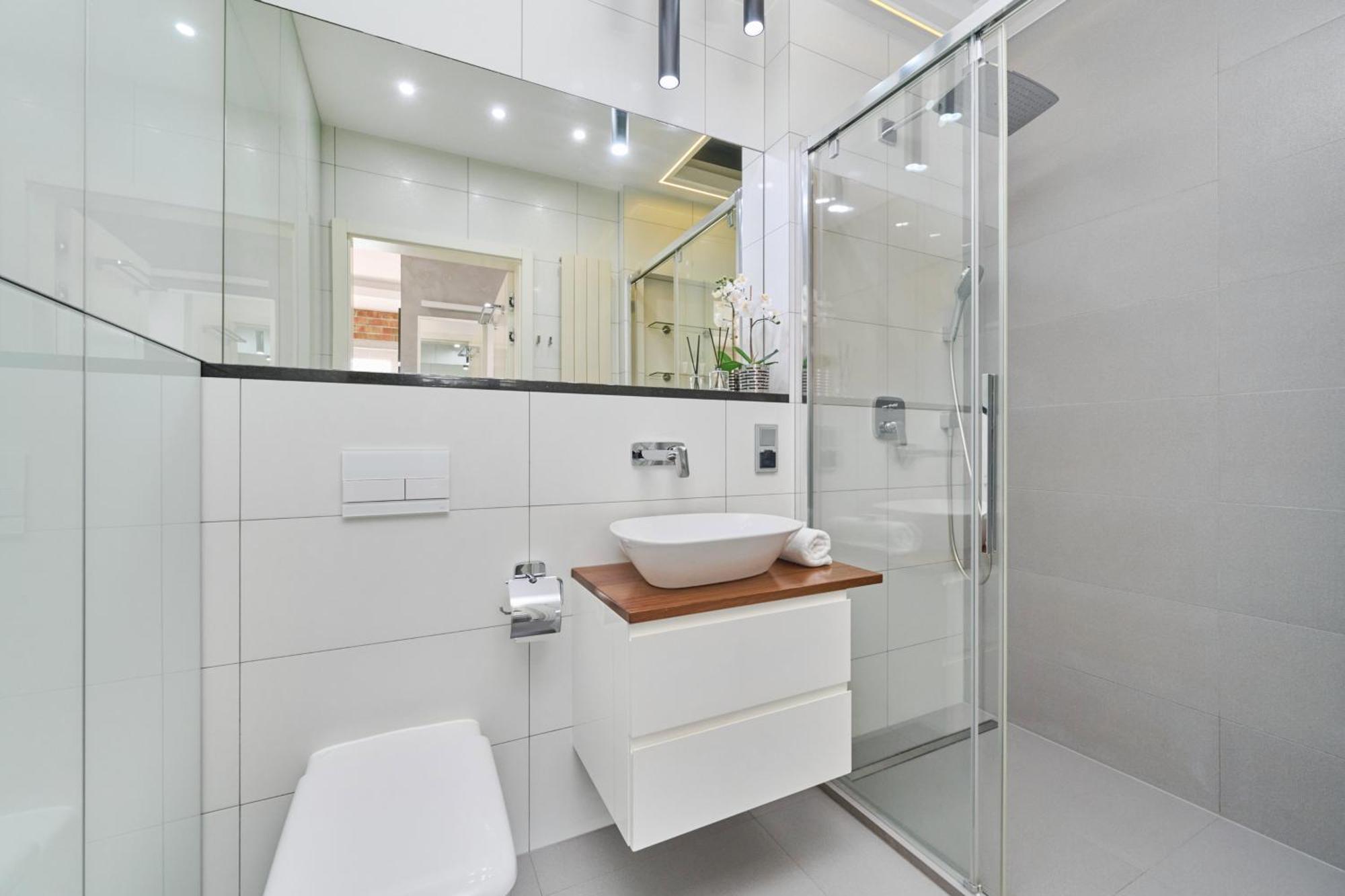 Stylish Kosciuszki Apartaments Near The Market Square With Free Garage Wroclaw By Noclegi Renters Exterior photo