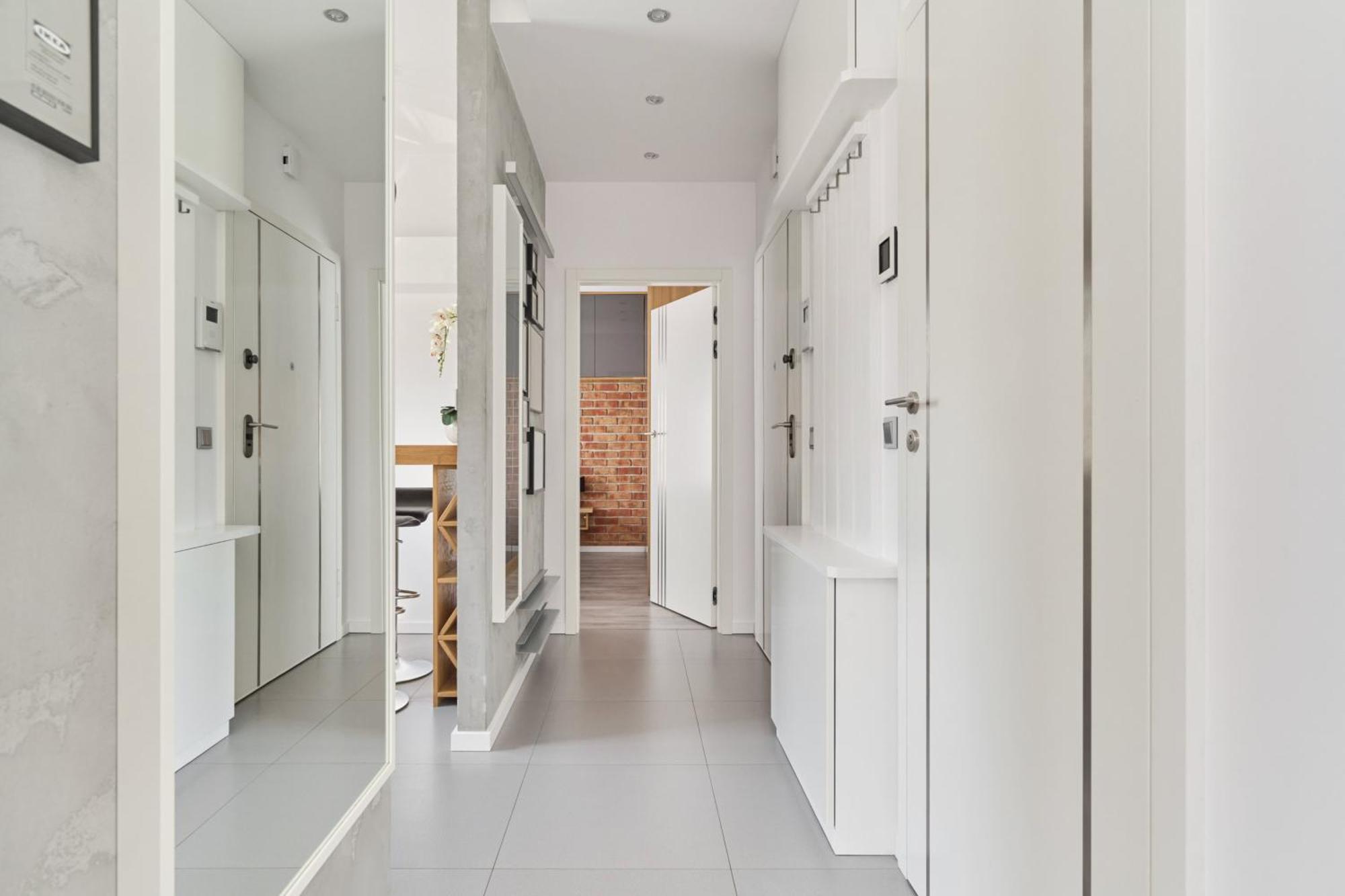 Stylish Kosciuszki Apartaments Near The Market Square With Free Garage Wroclaw By Noclegi Renters Exterior photo